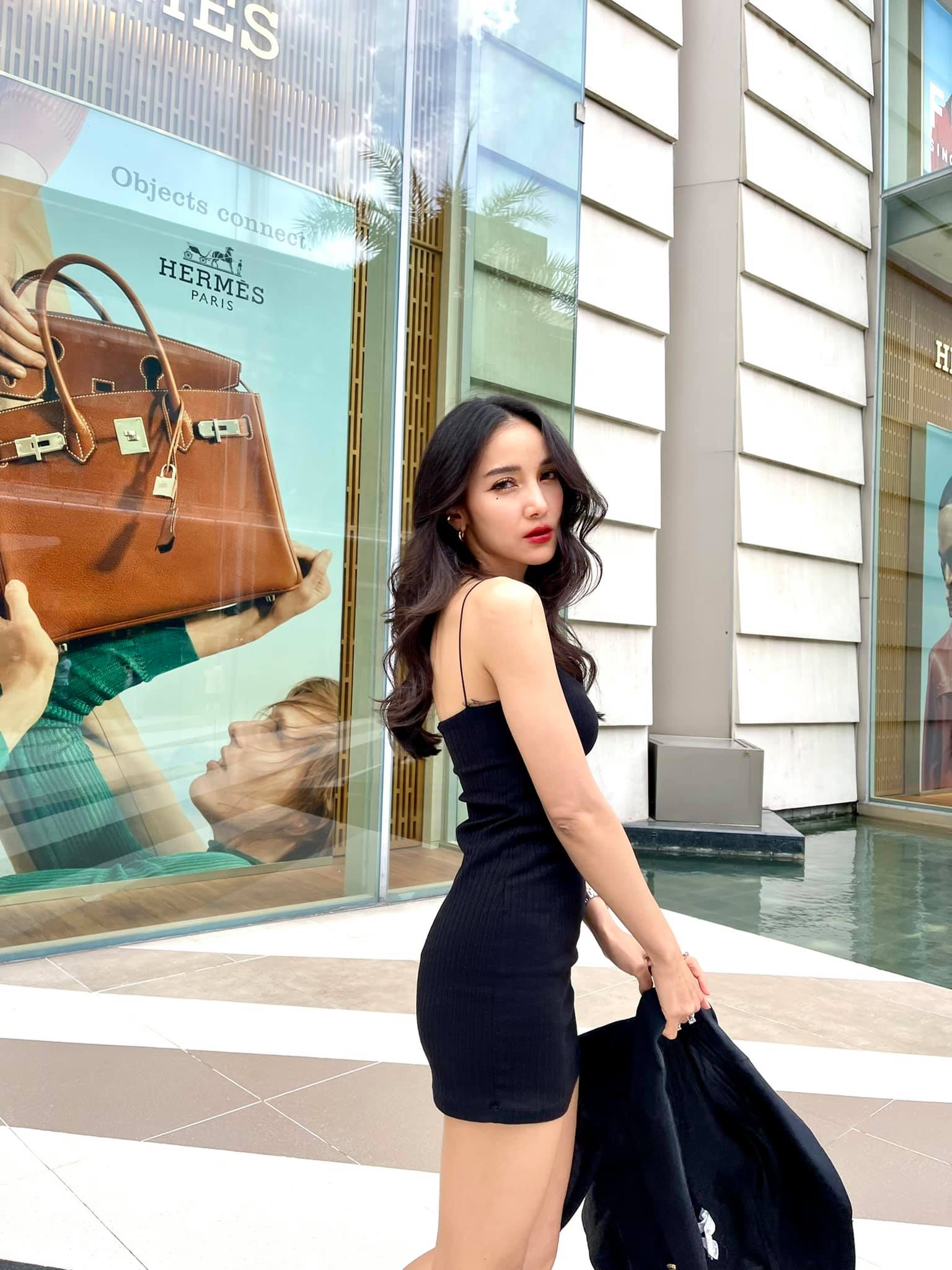 Cuộc đời bi kịch của mỹ nhân nổi tiếng Thái Lan: Anh trai là bố ruột, mẹ chính là bà nội - Ảnh 6