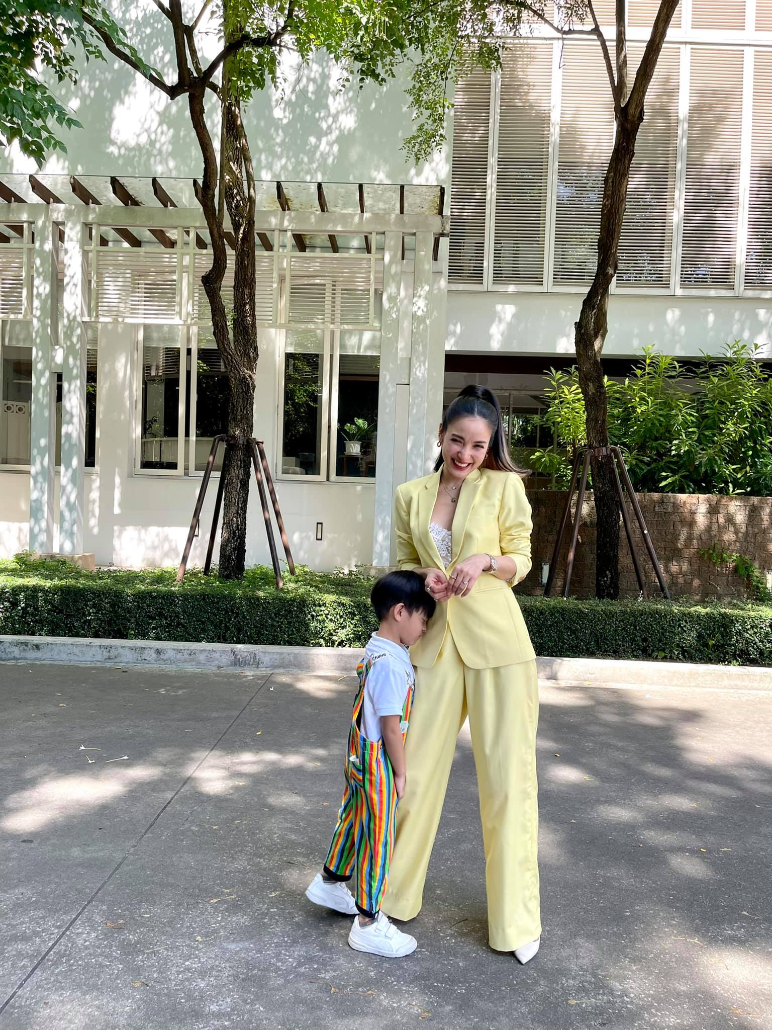 Cuộc đời bi kịch của mỹ nhân nổi tiếng Thái Lan: Anh trai là bố ruột, mẹ chính là bà nội - Ảnh 7