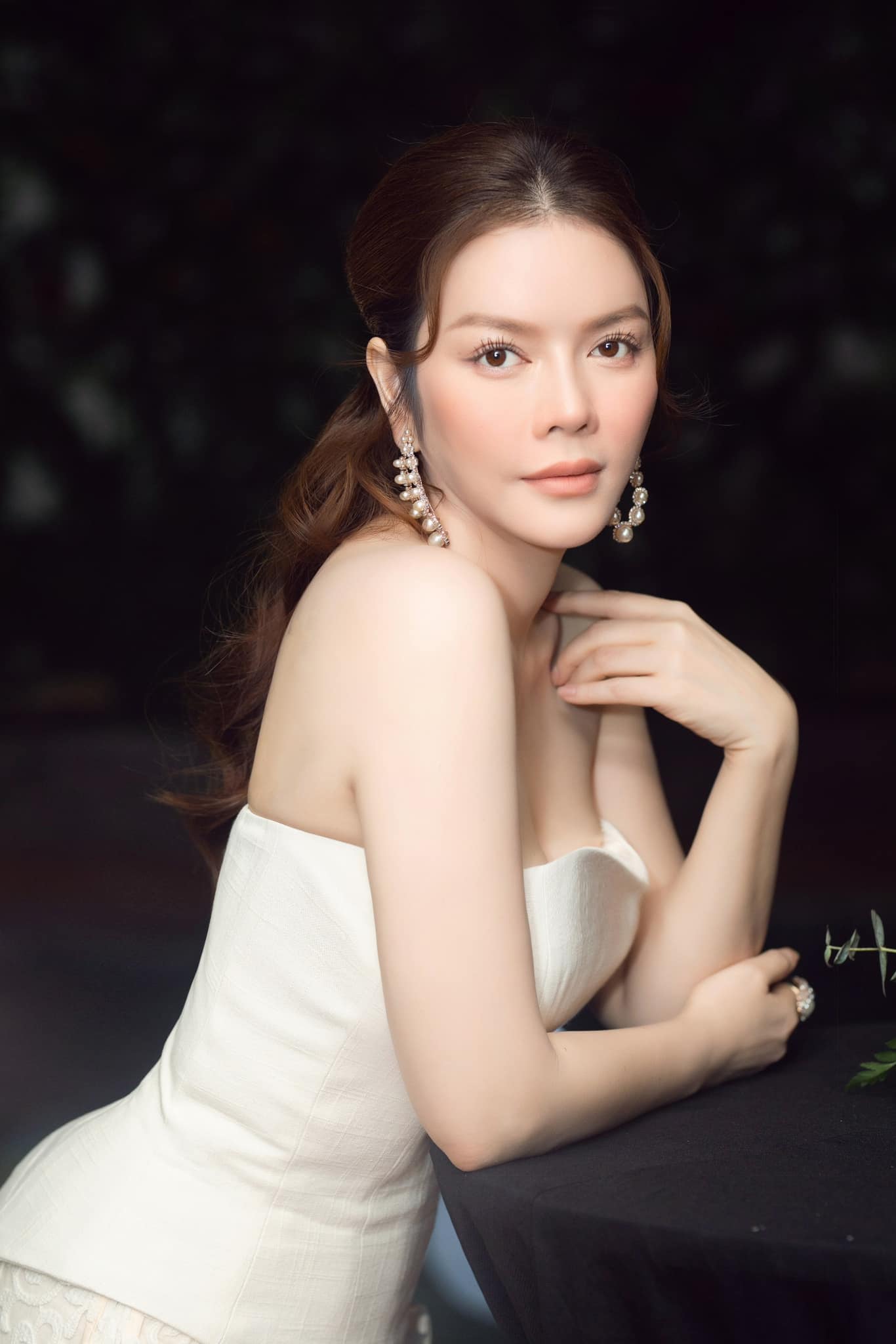 Lý Nhã Kỳ hủy bỏ kế hoạch dự khai mạc Cannes dù đã đầu tư gần 50 tỷ đồng- Ảnh 1