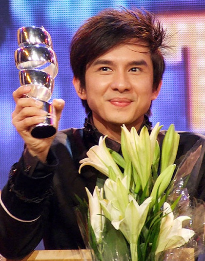 Anh Bo Đan Trường: Từ cậu bé bán bánh mì đến “hoàng tử