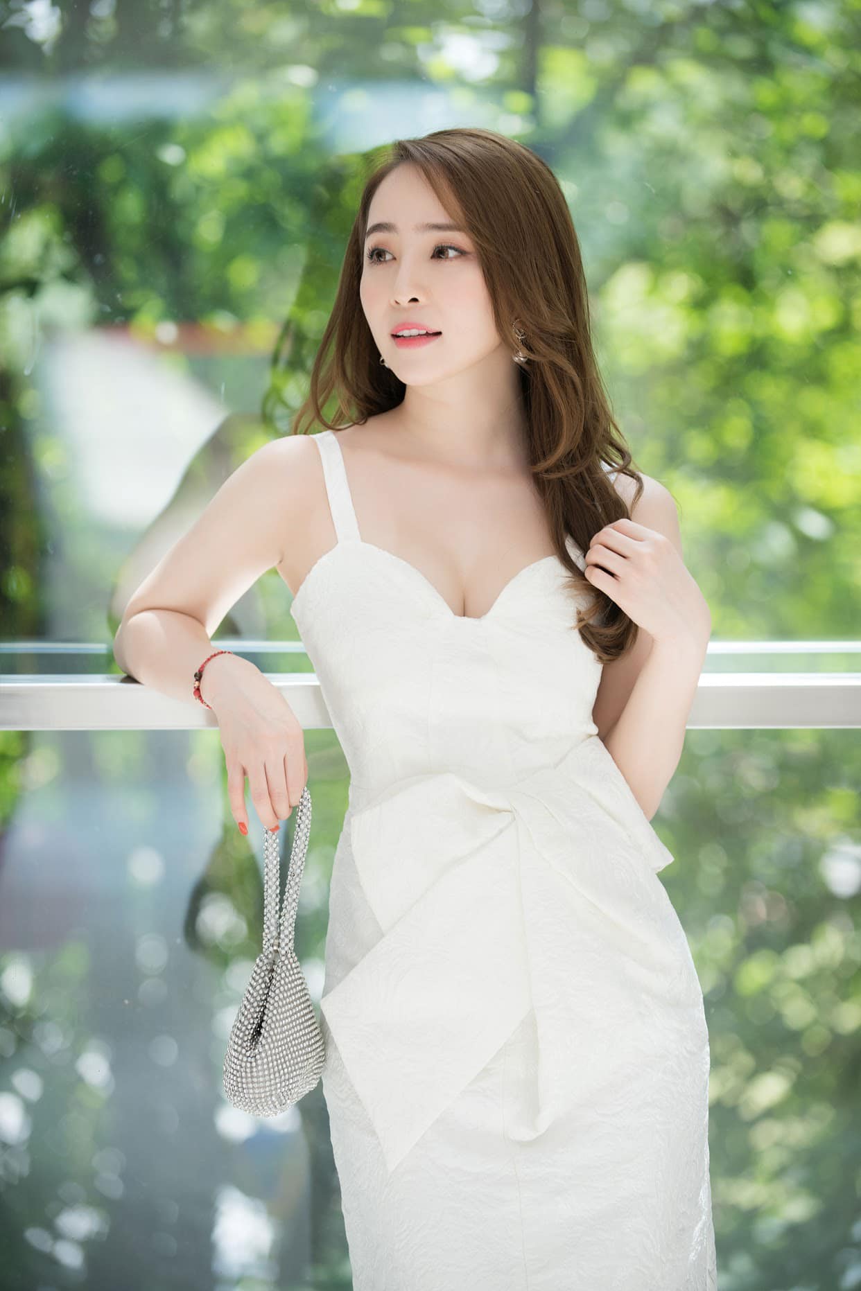 Bị đồn yêu Việt Anh nhưng Quỳnh Nga nói “phi công trẻ