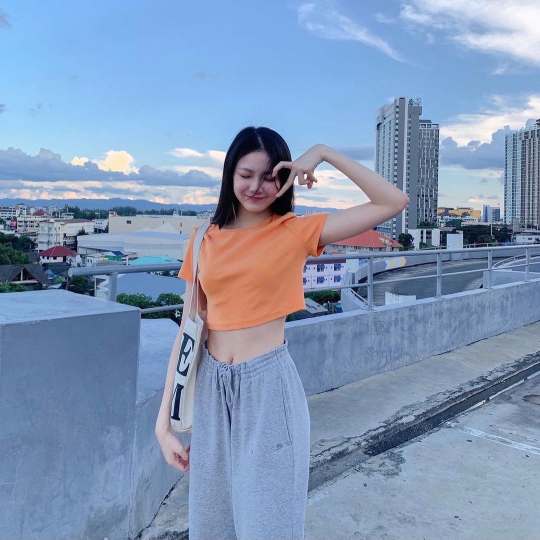 Nhan sắc trong trẻo của “thiên thần cầu lông” Thái Lan, 15 tuổi đạt HCV SEA Games 31 - Ảnh 17