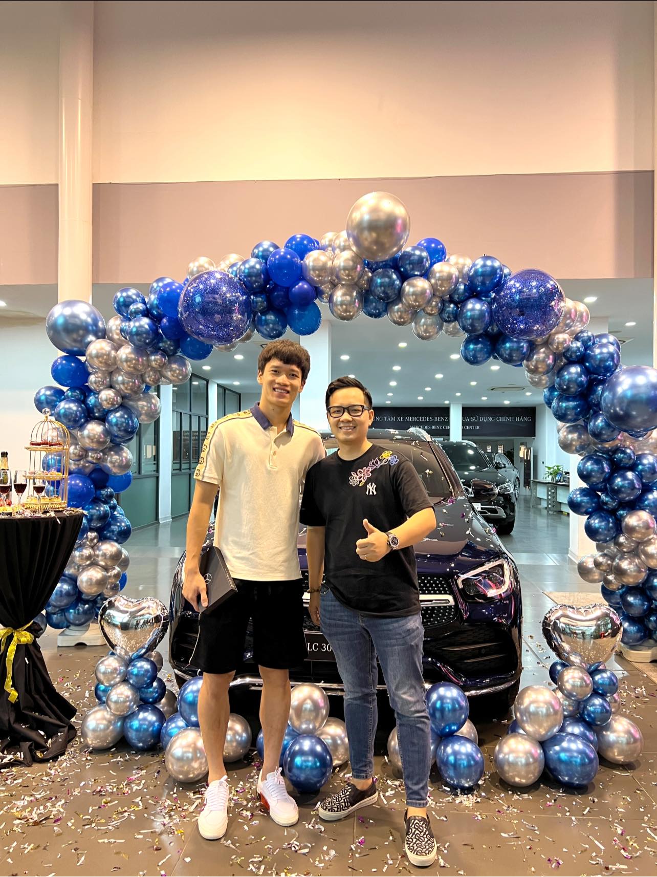 Cầu thủ Hoàng Đức tậu xế hộp 2,5 tỷ sau thi đấu thành công tại SEA Games 31 - Ảnh 6