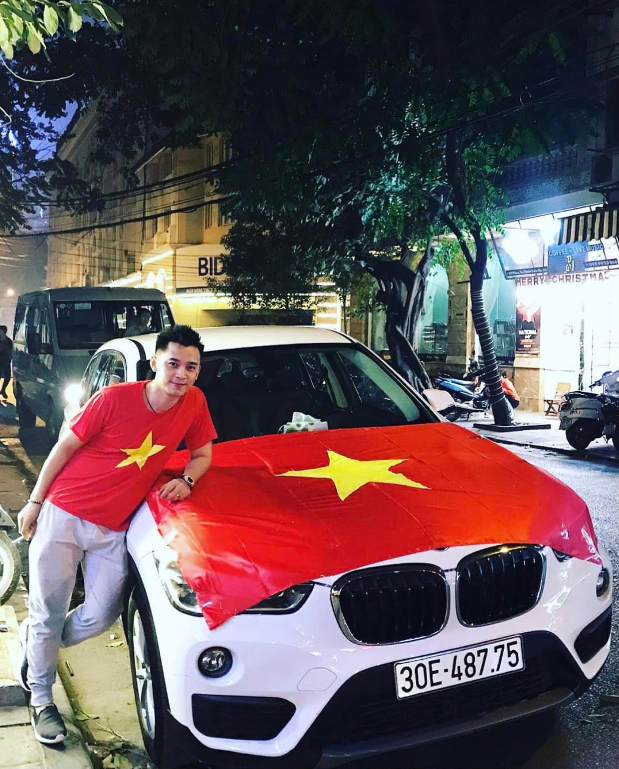 Ông xã hot mom Hằng Túi gọi taxi hết 48k, hào phóng trả luôn 50 triệu
 - Ảnh 5