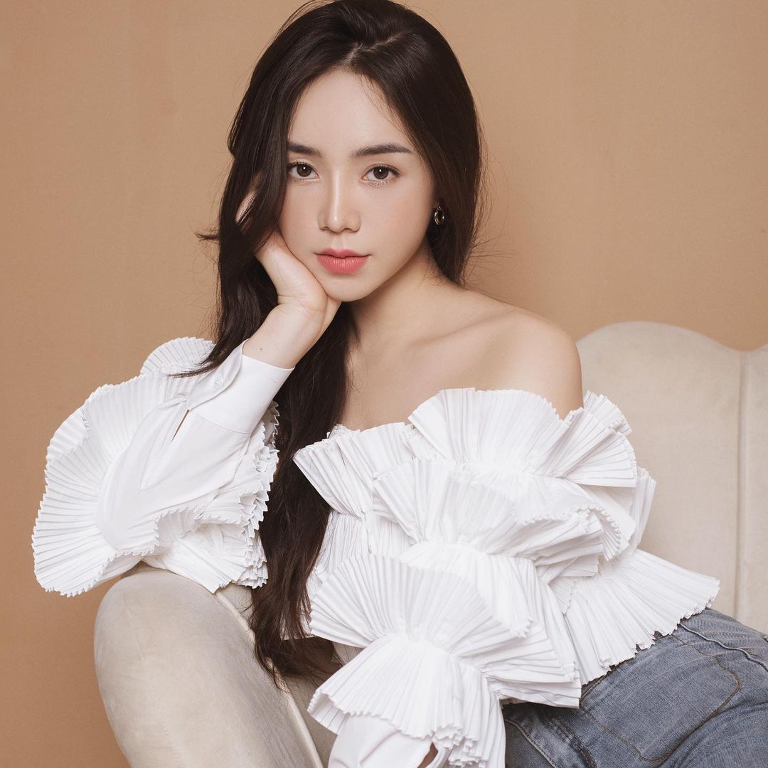 Quỳnh Kool hóa thân thành cô nàng sửa chữa ô tô “ngổ ngáo” trong phim mới?  - Ảnh 1