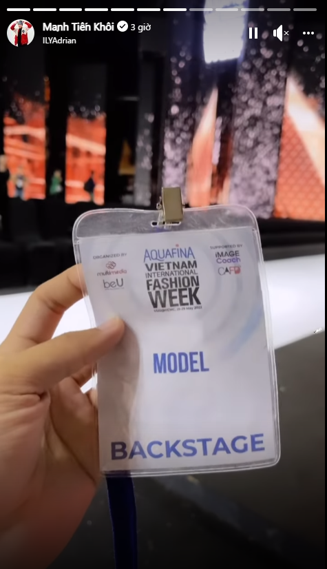 Cặp đôi Tiktoker triệu view Đạt Villa - Vidhia “đổ bộ” Vietnam International Fashion Week - Ảnh 2