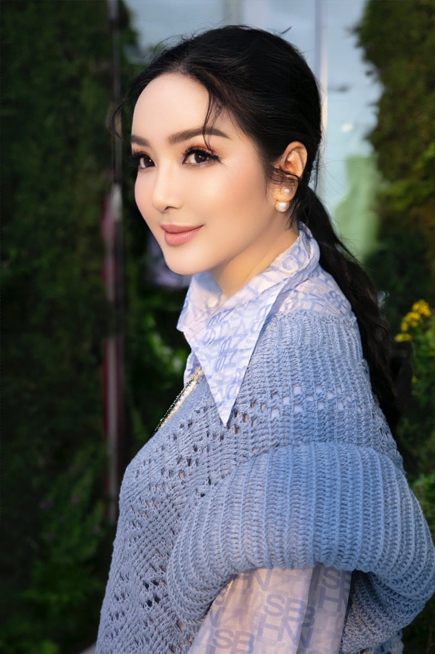 Nhan sắc hoa hậu Giáng My ở tuổi 51, vẻ đẹp không tuổi bất chấp thời gian - Ảnh 1