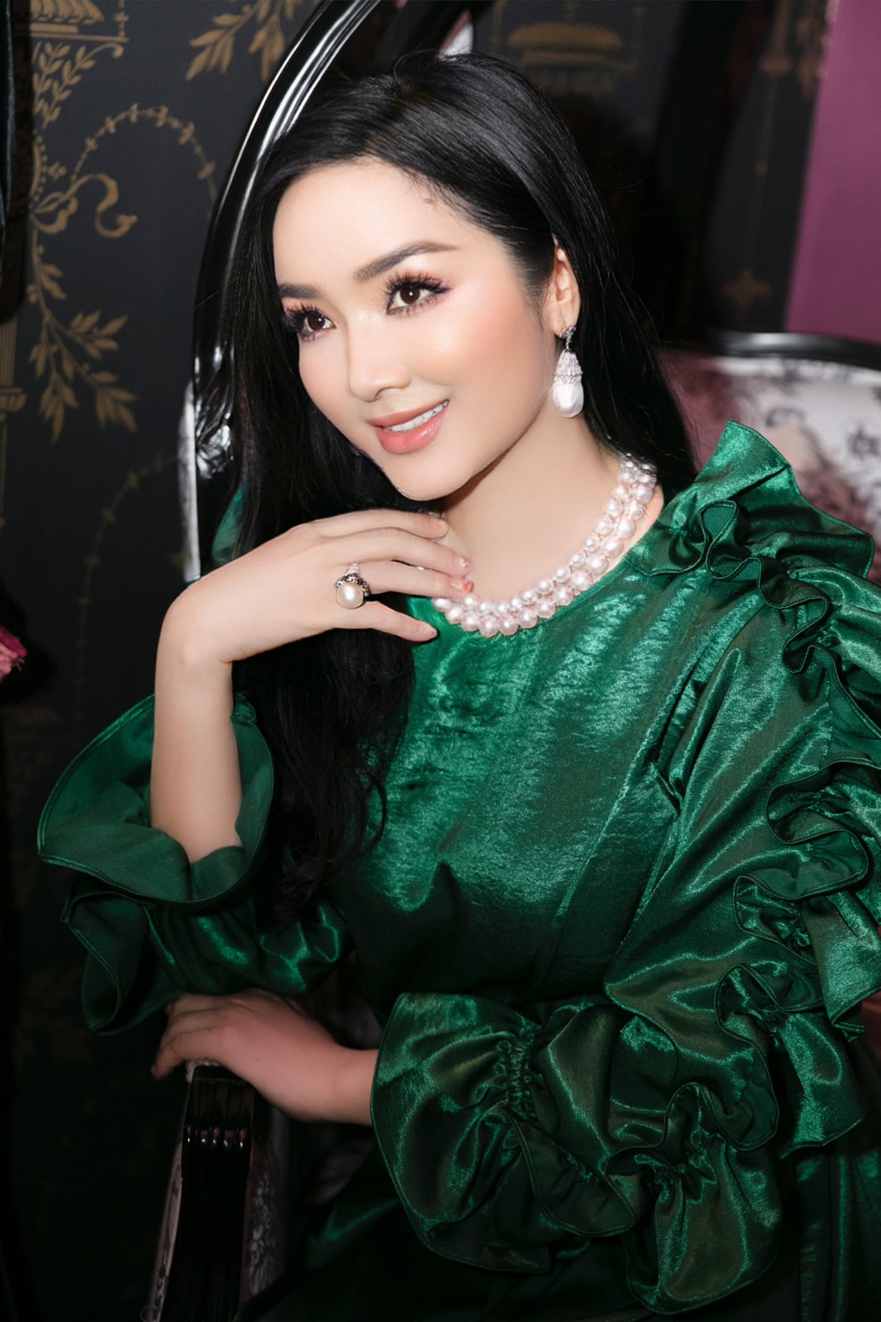 Nhan sắc hoa hậu Giáng My ở tuổi 51, vẻ đẹp không tuổi bất chấp thời gian - Ảnh 2