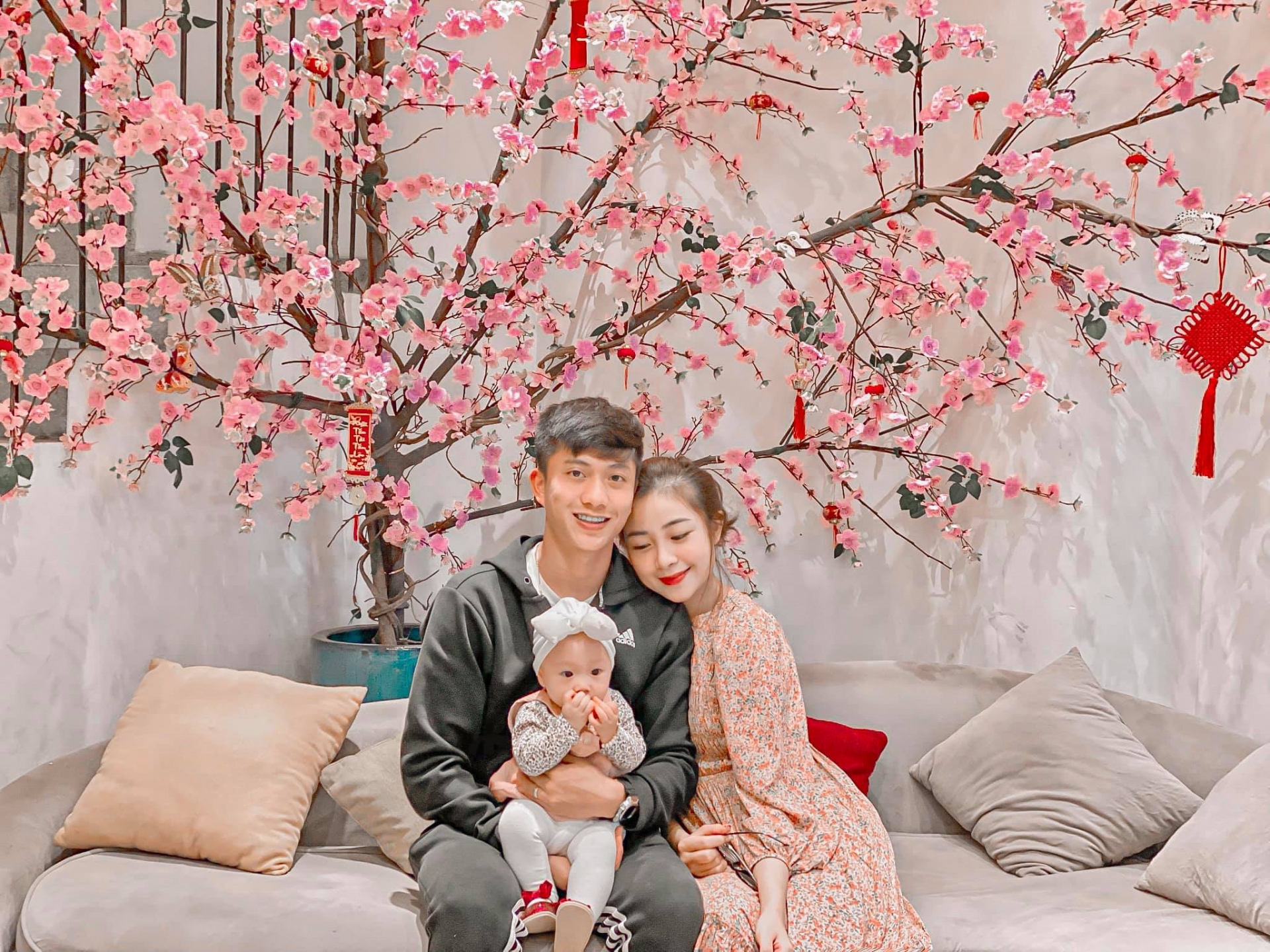 Hậu sinh 1 tháng, bà xã Phan Văn Đức đã khoe ảnh áo tắm dáng nuột nà - Ảnh 5