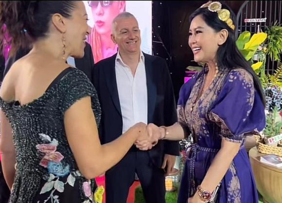 Mẹ chồng Tăng Thanh Hà trẻ trung ở tuổi U60, nhan sắc qua camera thường gây bất ngờ - Ảnh 5