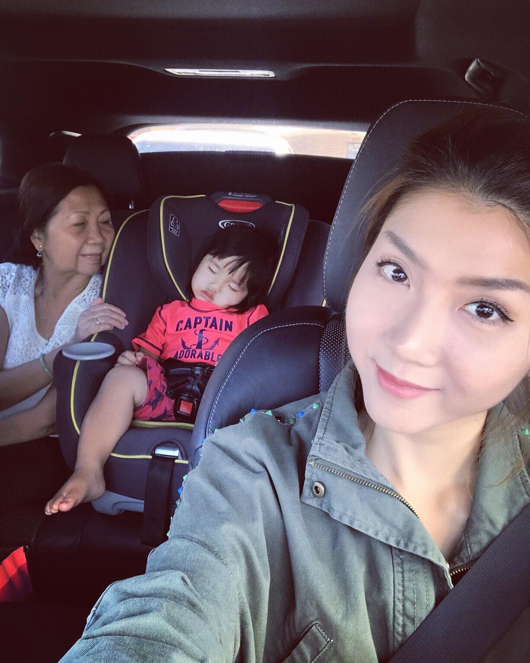 Nuôi con 1 mình ở Mỹ, Ngọc Quyên ngày chỉ ăn 1 ổ bánh mì dành tiền cho con đi học - Ảnh 1