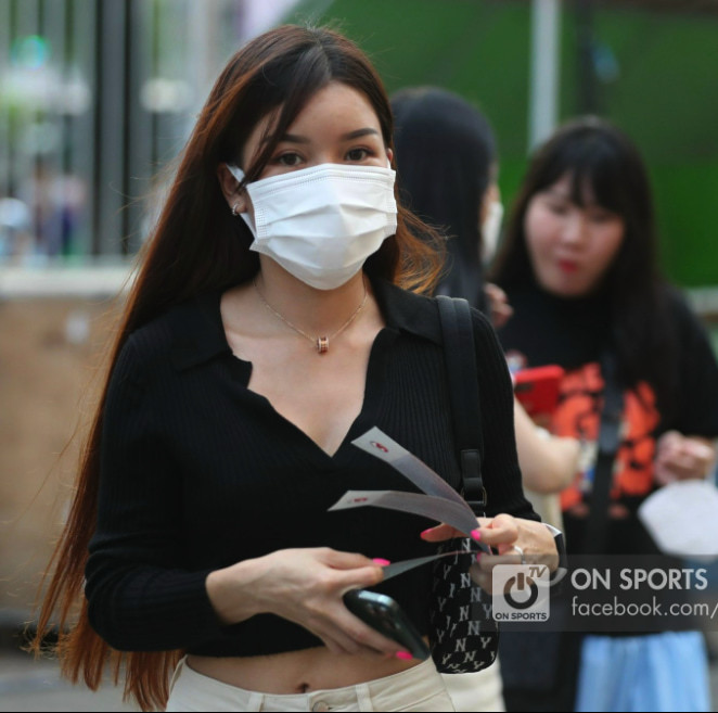 2 nàng WAGs xinh đẹp kín tiếng nhất làng bóng đá, tinh tế và nói không với ồn ào - Ảnh 5