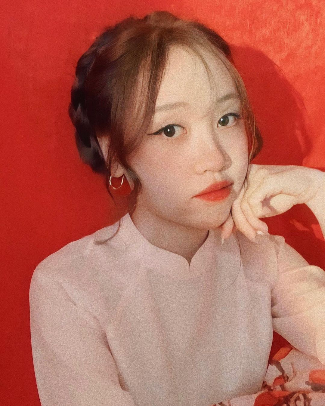 Bạn gái kín tiếng của Quan Văn Chuẩn: Lớn hơn 4 tuổi, là cử nhân học viện Ngân Hàng - Ảnh 4