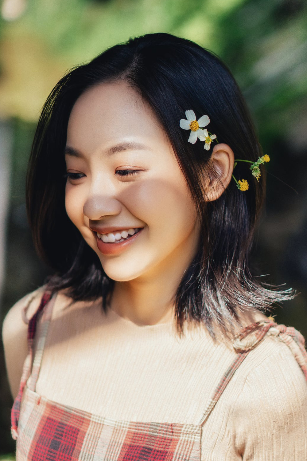 Hoàng Hà là ai? Nữ diễn viên vào vai Dao Ánh trong phim “Em và Trịnh” - Ảnh 8