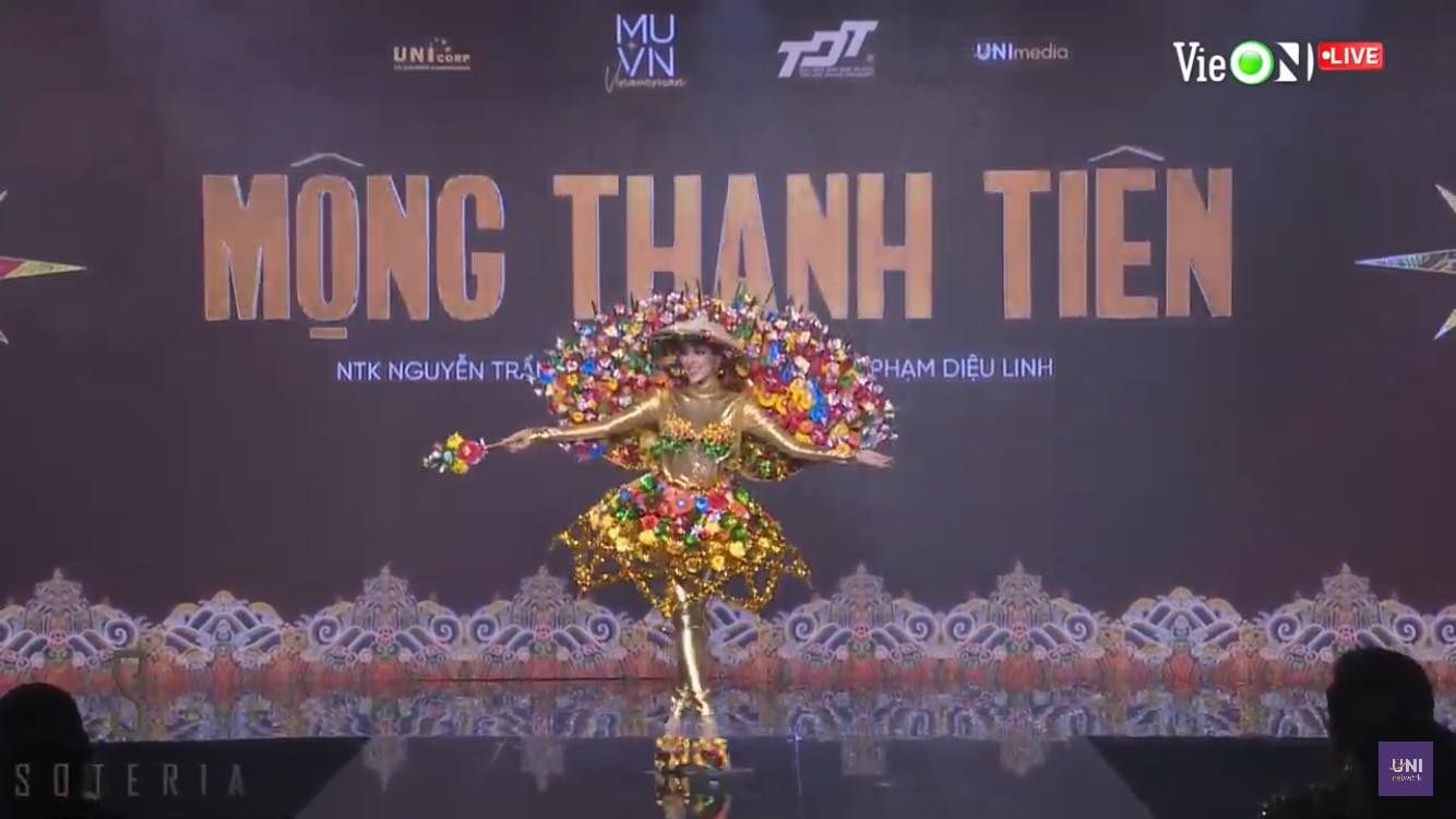 Những bộ cánh đẹp nhất trong đêm Trình diễn Trang phục Dân tộc  tại Miss Universe Việt Nam 2022 - Ảnh 9