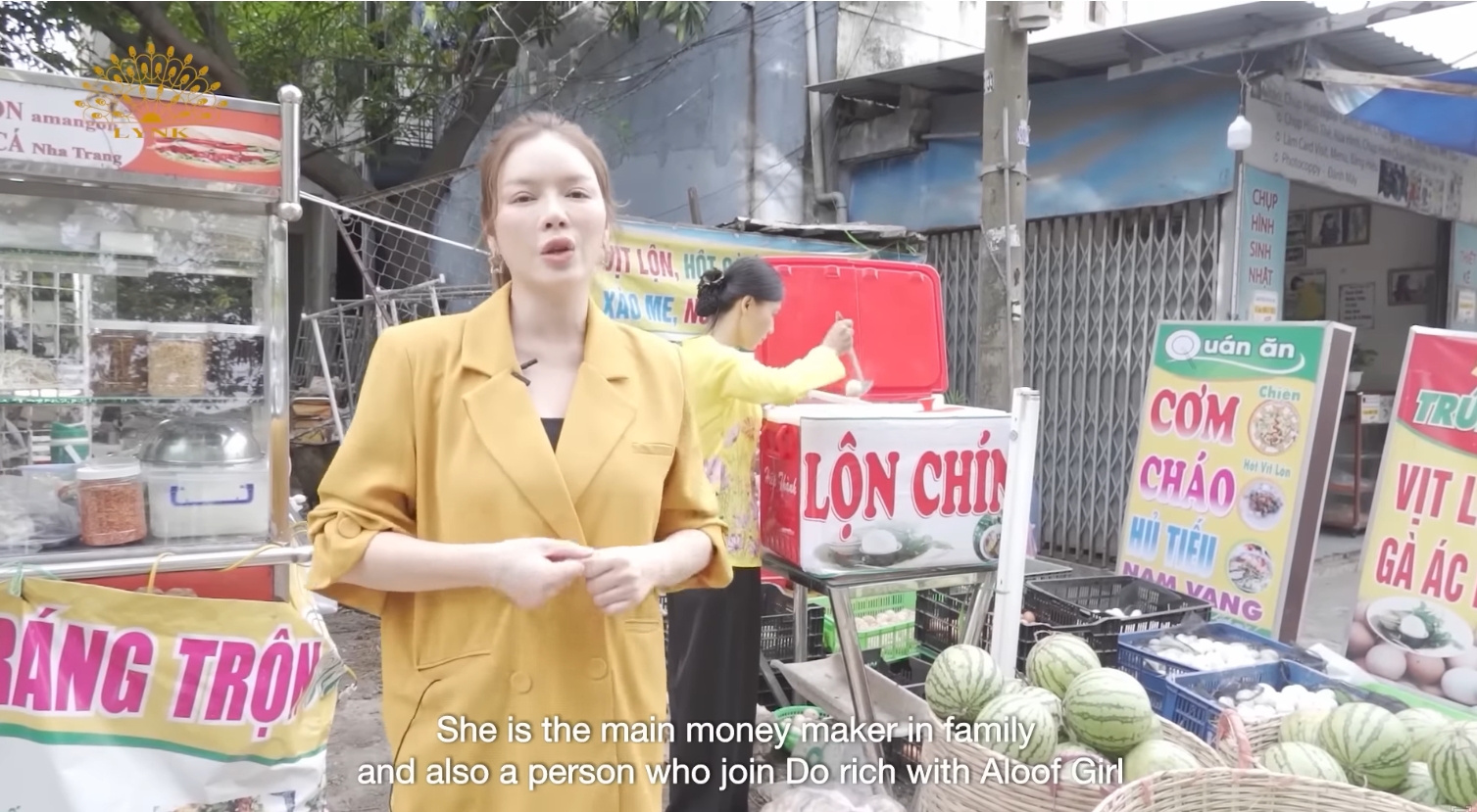 Nợ 1,8 tỷ người phụ nữ cầu cứu Lý Nhã Kỳ và được tặng 30 triệu - Ảnh 4