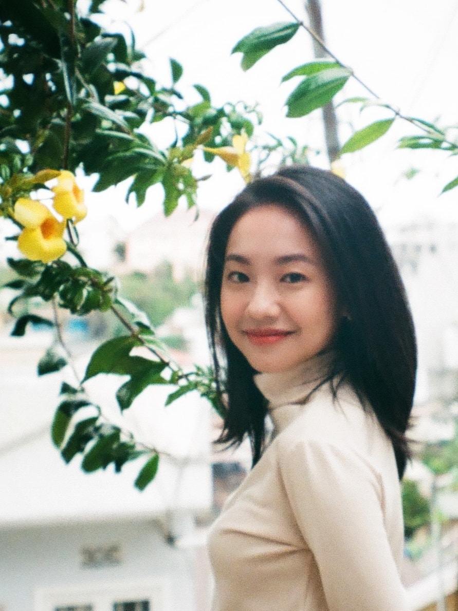 Vẻ đẹp càng ngắm càng yêu của Hoàng Hà - nàng Dao Ánh trong “Em Và Trịnh” - Ảnh 3