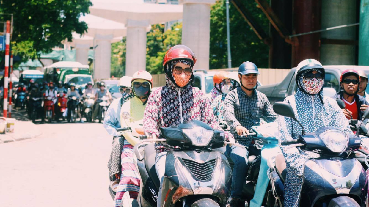 Thời tiết miền Bắc oi nóng trước khi đón mưa dông vào cuối tuần này