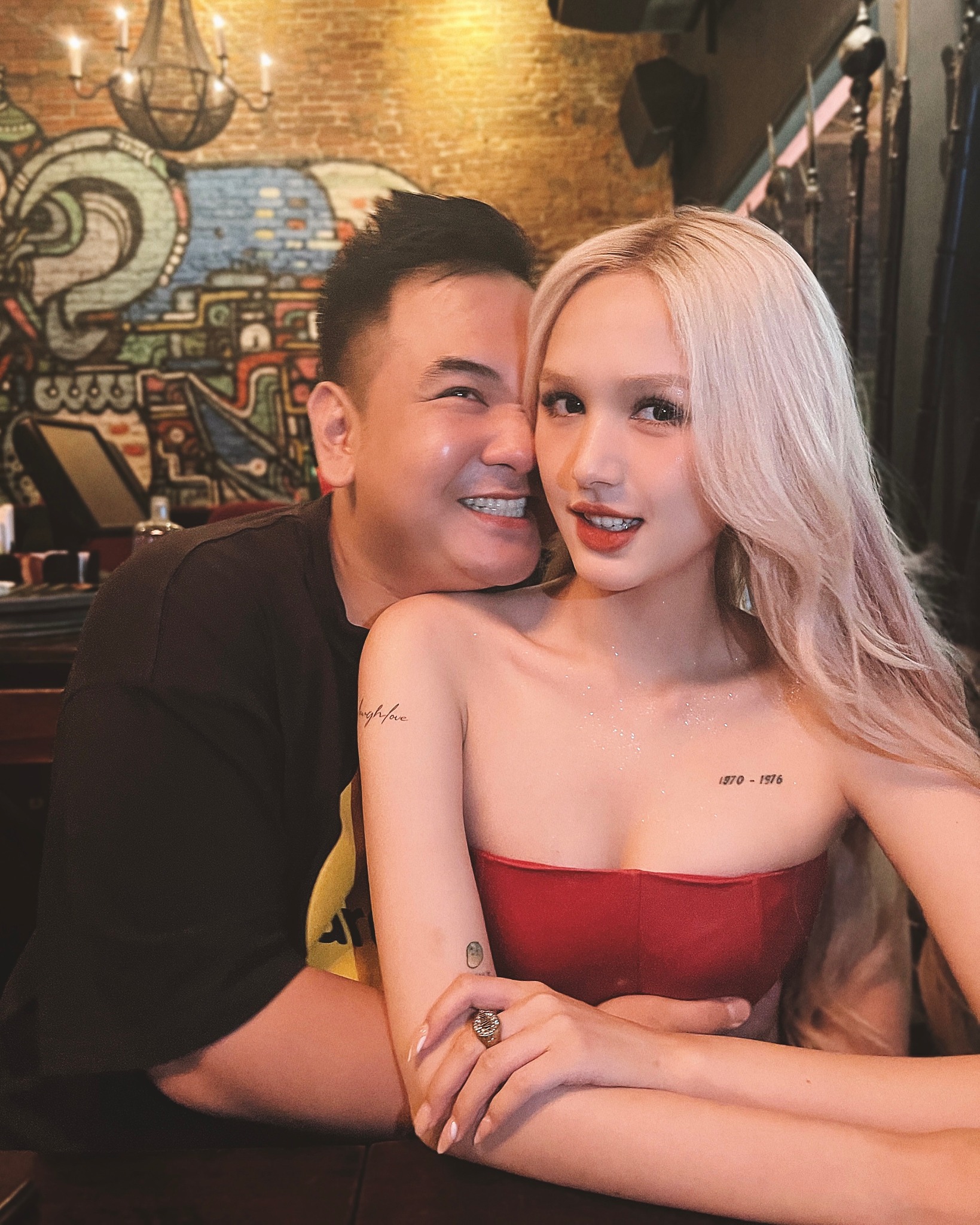 Xoài non hiếm hoi khoe ảnh anh trai, gương mặt body đều thuộc hạng cực phẩm - Ảnh 1