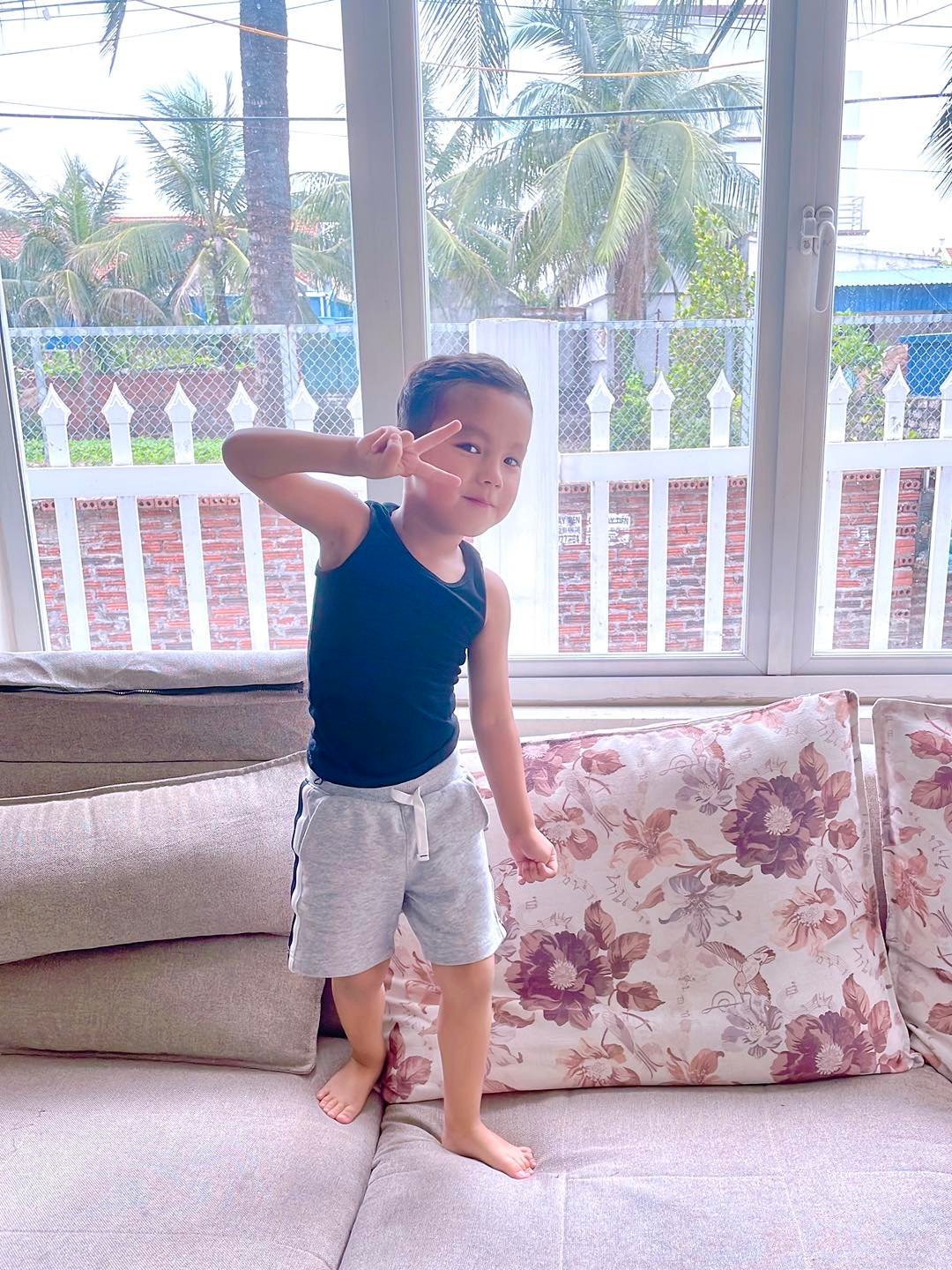 Phạm Hương có động thái ẩn ý không tham dự Chung kết Hoa hậu Hoàn vũ Việt Nam - Ảnh 1