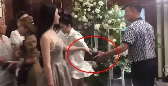 Nhan sắc bạn gái Quang Hải thời còn phèn: Vừa xấu lại nghèo, bị crush phũ - Ảnh 8