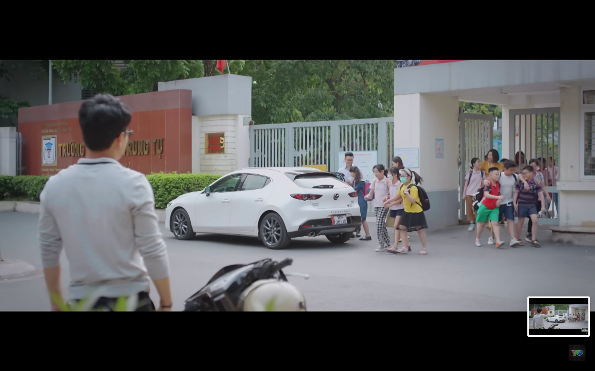 Thương Ngày Nắng Về tập 37: Đức sững người khi thấy “tình mới