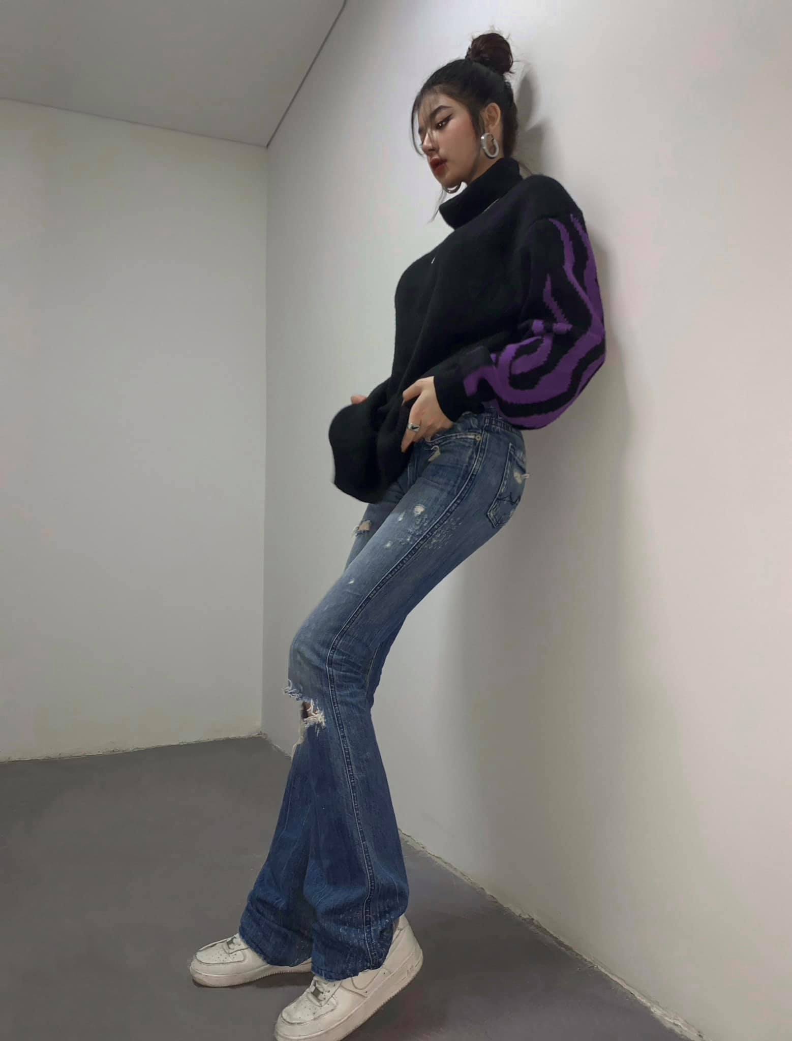 Mê mẩn nhan sắc “tuổi trăng tròn” của  con gái “Cảnh sát hình sự