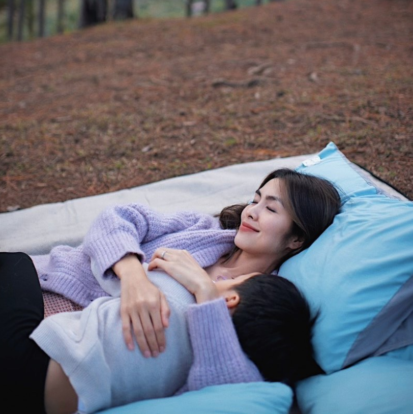 Tăng Thanh Hà: Sáng chăm chăm con rồi đi chợ, tối nấu ăn hát ru con ngủ - Ảnh 5