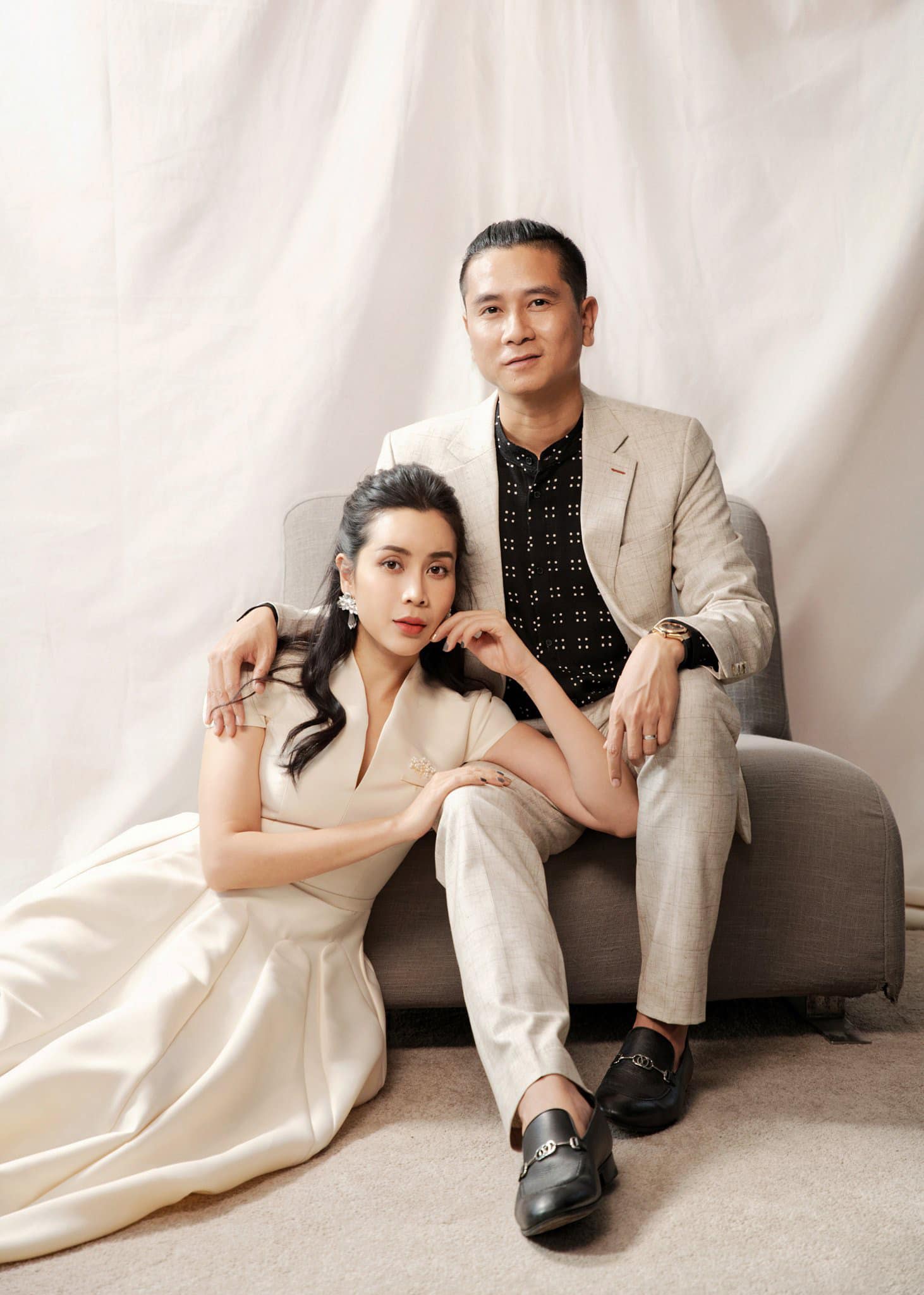 Vợ chồng Hồng Đăng và Lưu Hương Giang khóa bình luận Facebook - Ảnh 3