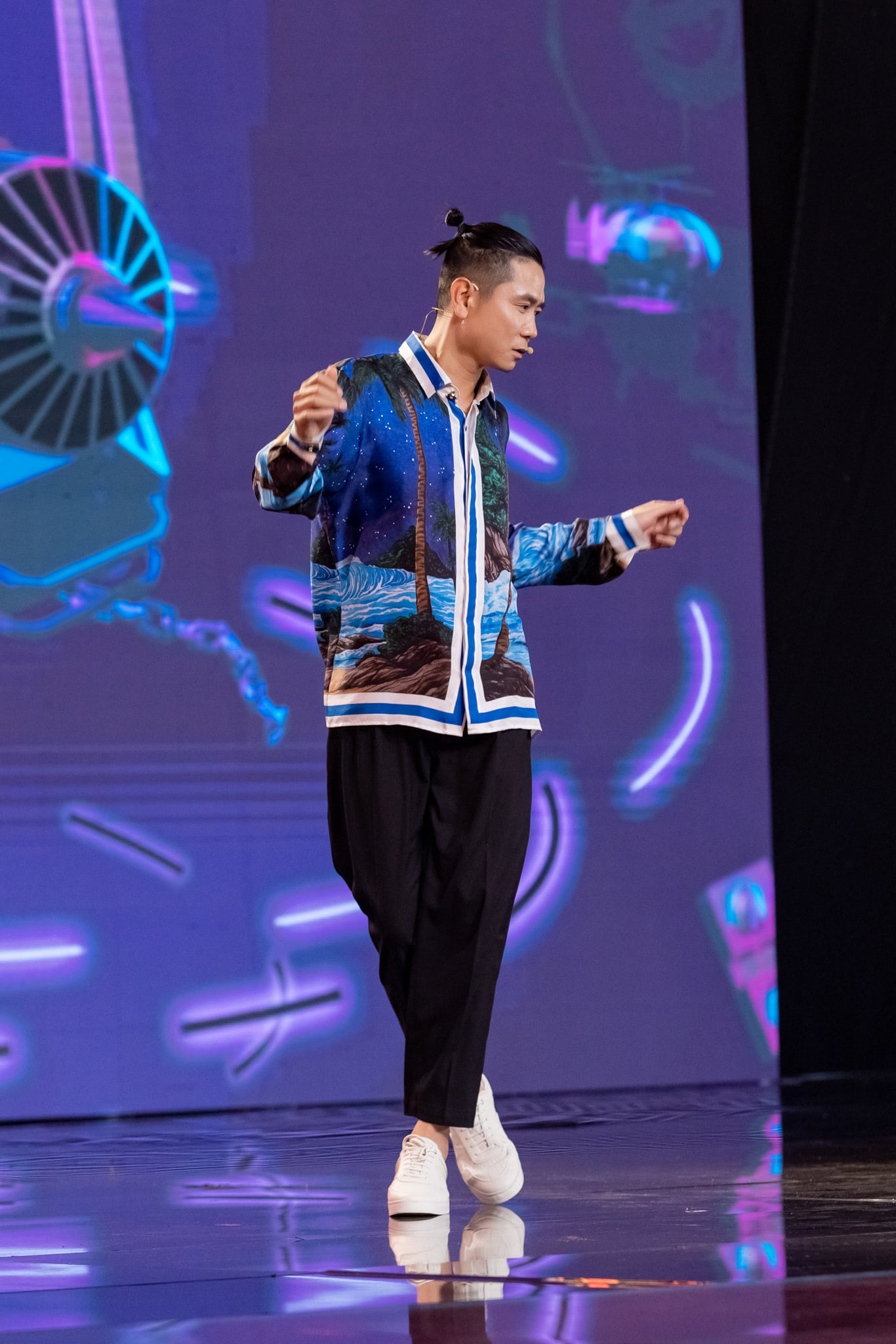 VTV thông báo tạm dừng phim và chương trình có Hồng Đăng và Hồ Hoài Anh góp mặt - Ảnh 2