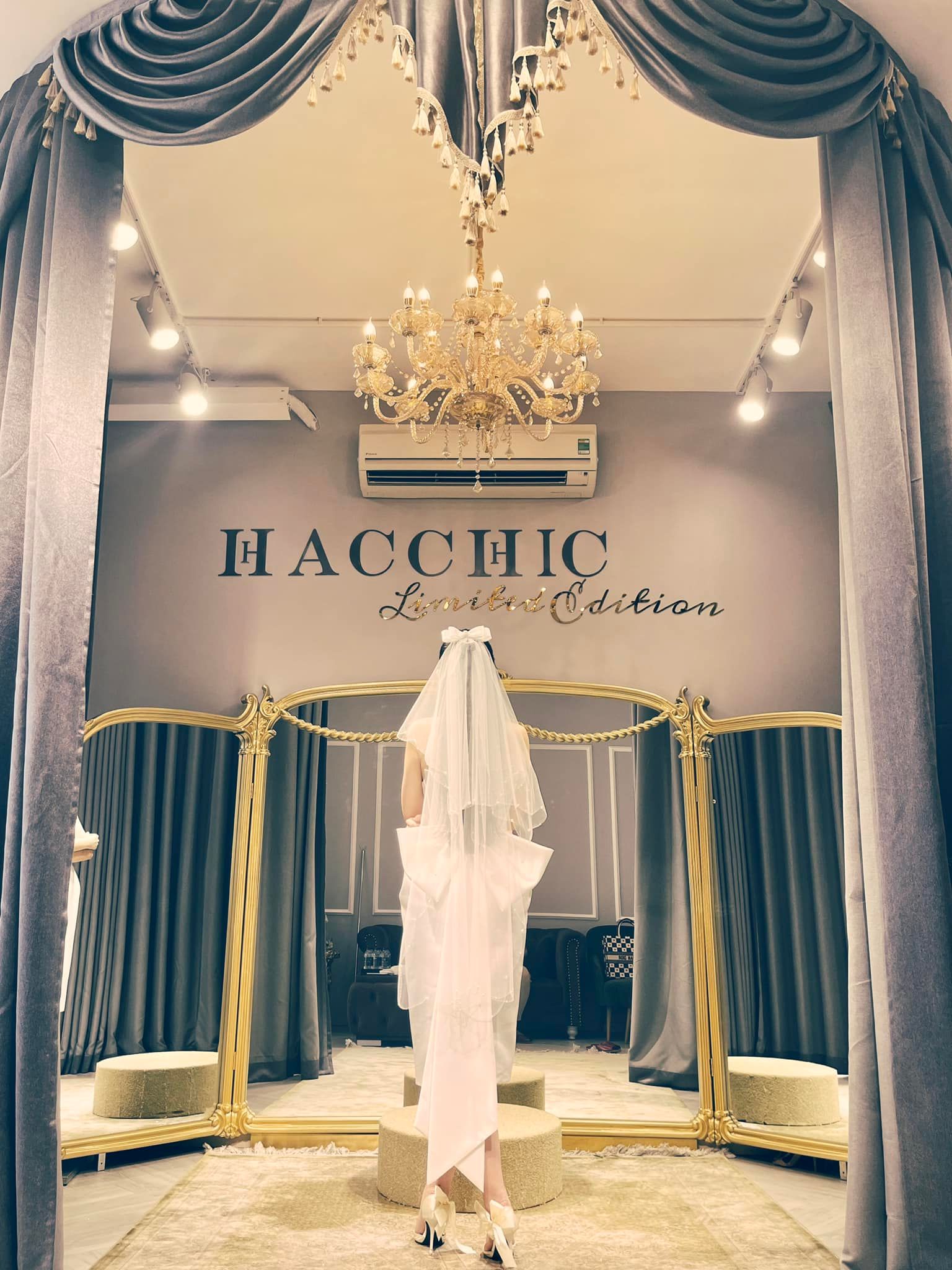 Phan Tô Ny, nam MC được đồn đoán là chú rể của Hoa hậu Lê Âu Ngân Anh - Ảnh 2