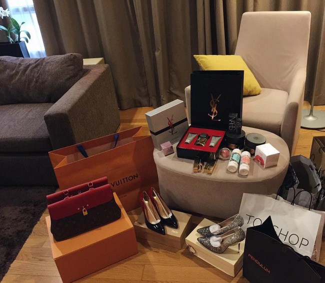 Lê  Âu Ngân Anh trước khi kết hôn: Ở nhà 280m2, đi xe 8 tỷ, giàu kếch xù - Ảnh 6