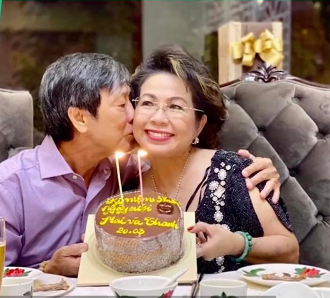  Đôi vợ chồng nên duyên từ nghề ve chai, sau 40 năm xây dựng cơ đồ nuôi 3 con khôn lớn - Ảnh 4