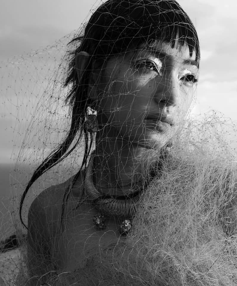 Châu Bùi đoán trúng đề Văn THPT quốc qua 2022 nhờ bức ảnh lưới đánh cá - Ảnh 1