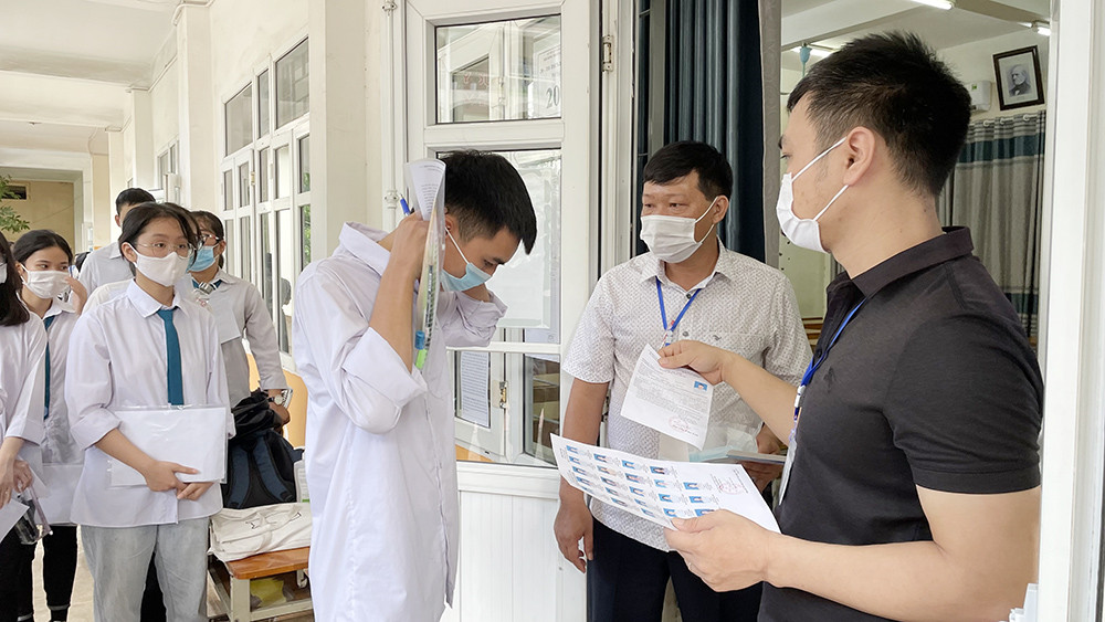 Đáp án đề thi môn Vật lý mã đề 214 kỳ thi tốt nghiệp THPT 2022 - Ảnh 1