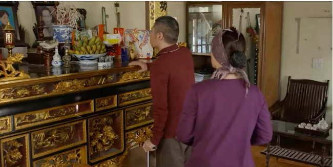 NSND Công Lý tái xuất màn ảnh nhưng vẫn phải chống gậy - Ảnh 2