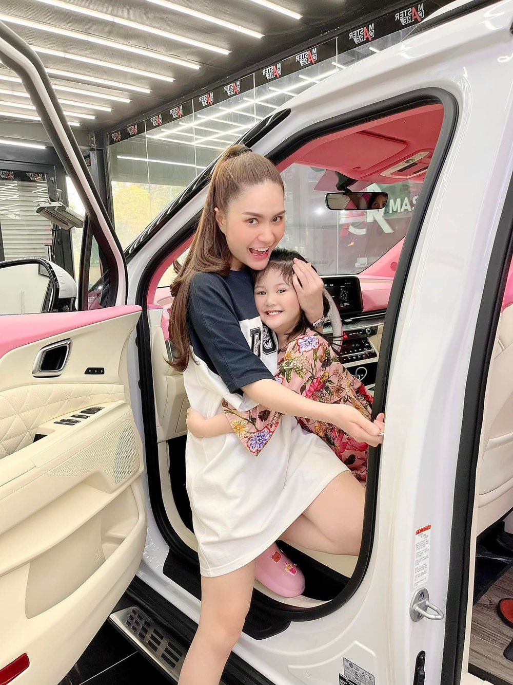  Đoàn Di Băng thanh lý giày của con gái, nhà giá không ai dám mua - Ảnh 5