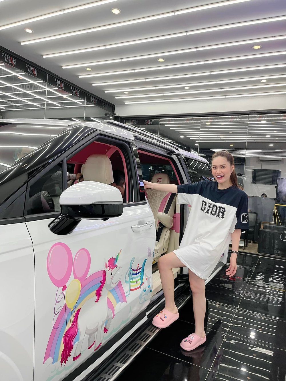  Đoàn Di Băng thanh lý giày của con gái, nhà giá không ai dám mua - Ảnh 7