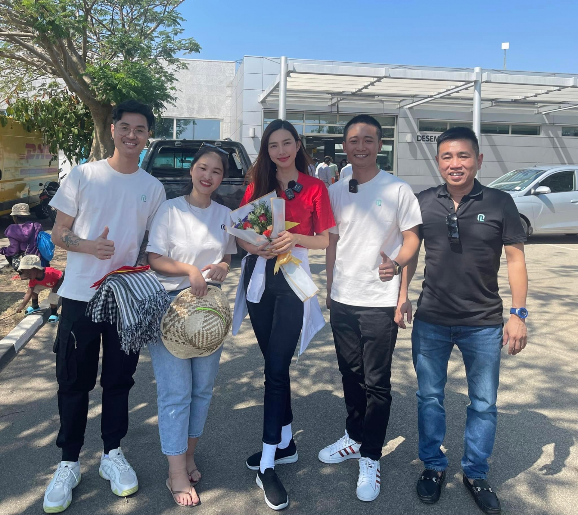 Quang Linh Vlogs “nhát gái