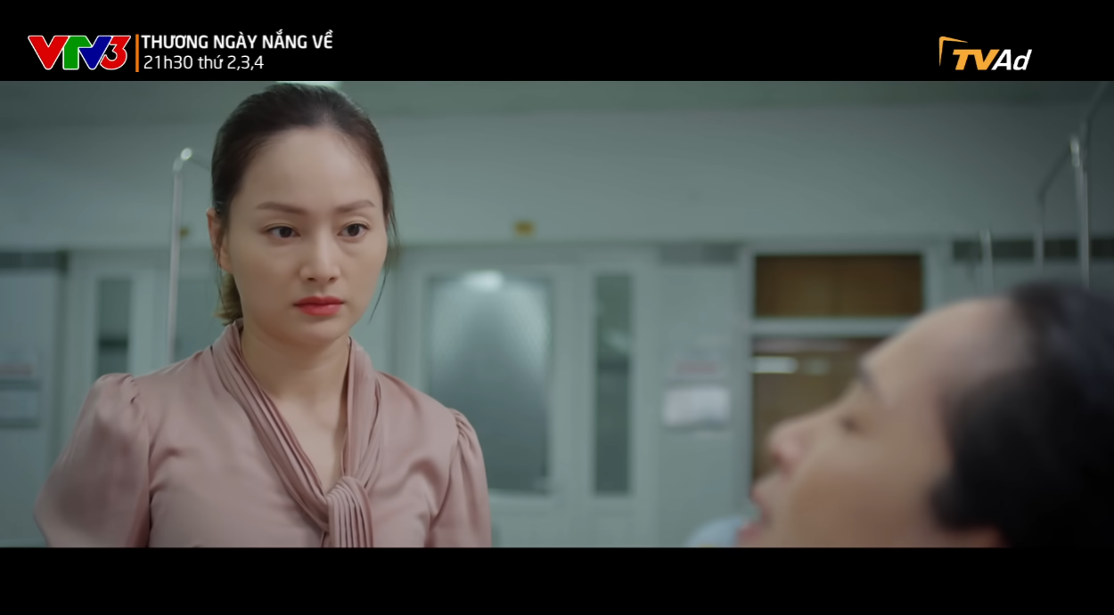 Thương Ngày Nắng Về chặng cuối: Lan Phương phải chăm mẹ chồng cũ bị tai nạn thay Hồng Đăng - Ảnh 3