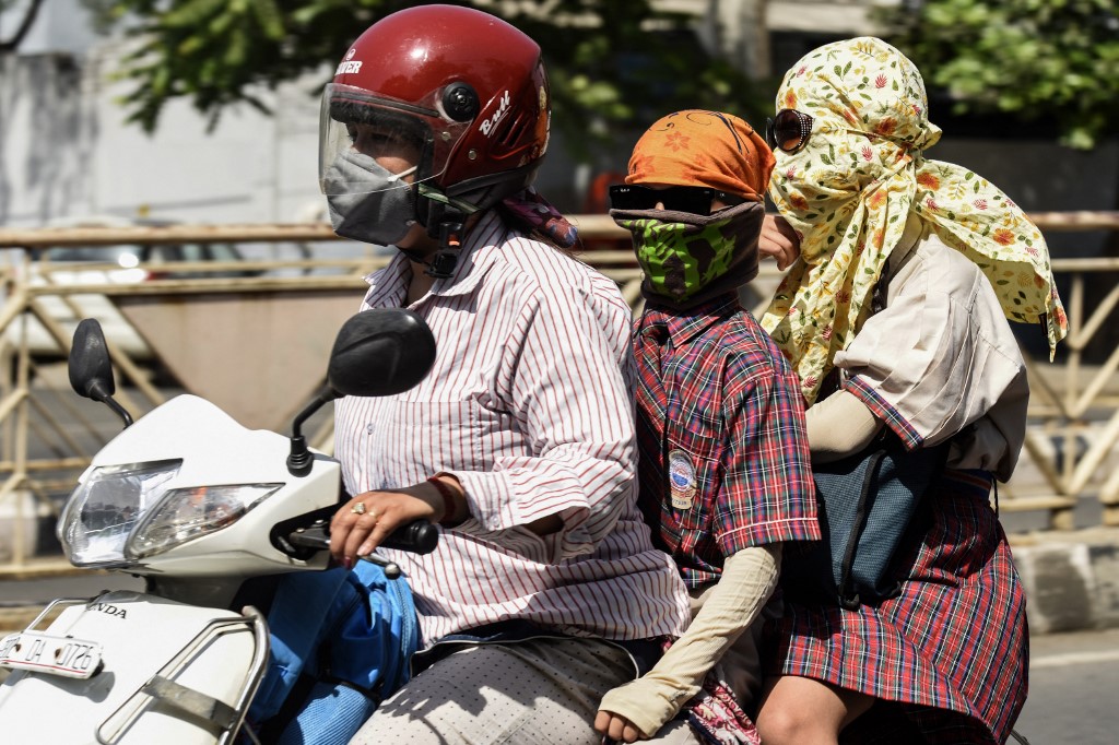 2 miền Bắc, Trung bước vào đợt nắng nóng 39 độ, chỉ số UV ở ngưỡng cao  - Ảnh 2