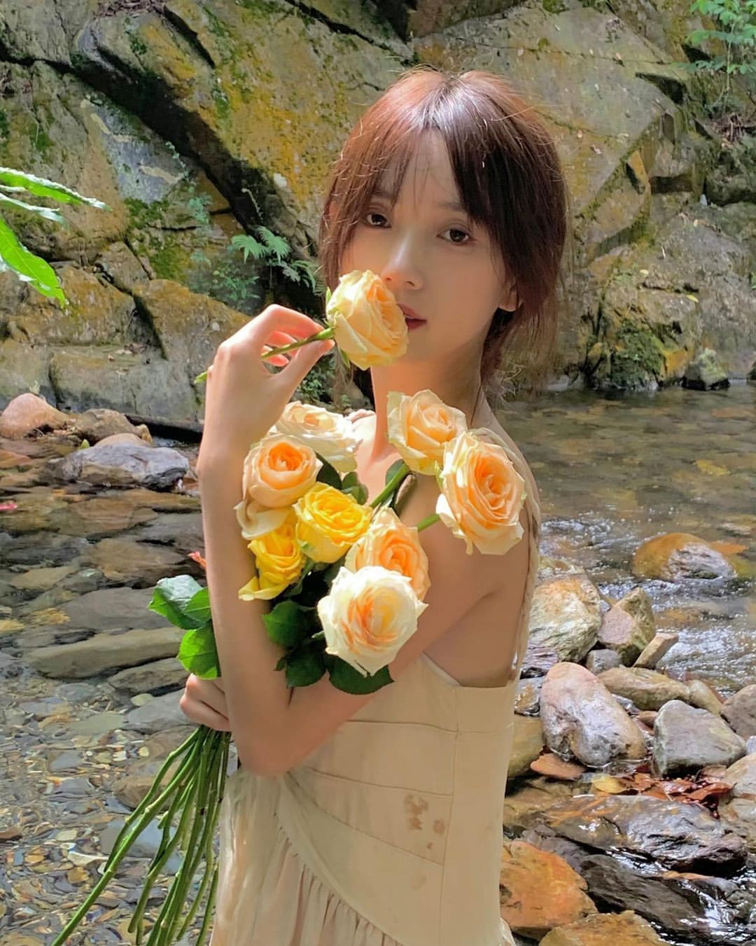 1001 cách tạo dáng chụp ảnh đẹp dành cho hội mê sống ảo - Ảnh 6