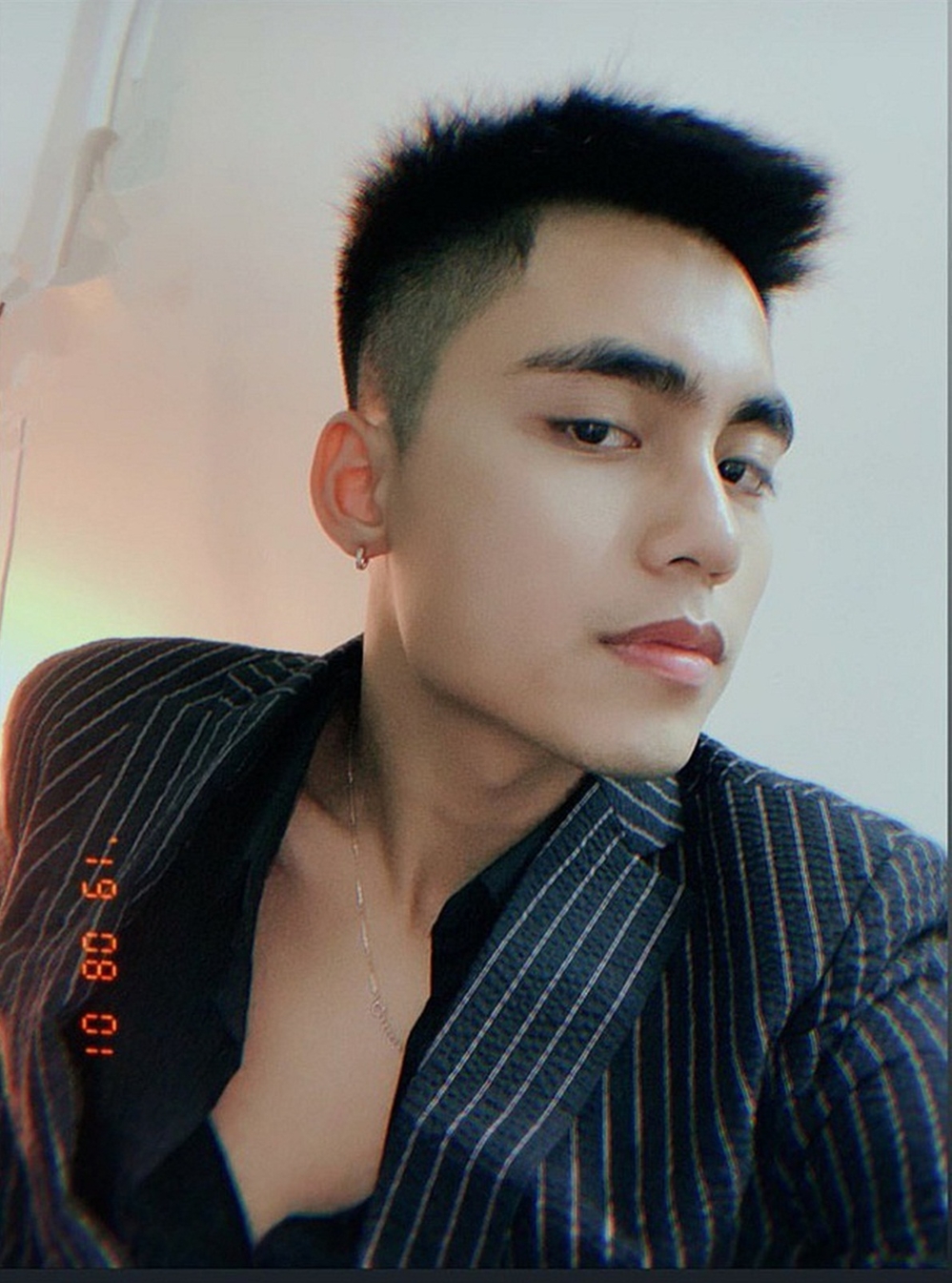 Em trai Sơn Tùng M-TP là ai? Giọng hát, khuôn mặt có đủ debut để làm ca sĩ?  - Ảnh 1