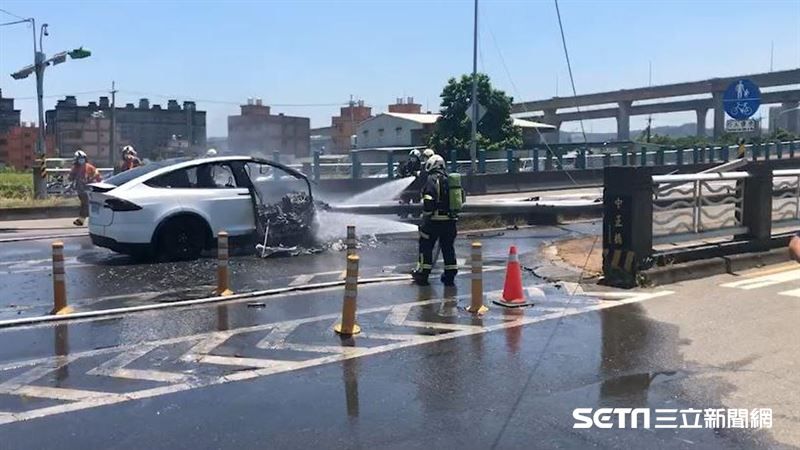 Vợ Lâm Chí Dĩnh tặng 5 ân nhân mỗi người 1 triệu Đài tệ (780 triệu VND) để cảm ơn - Ảnh 2