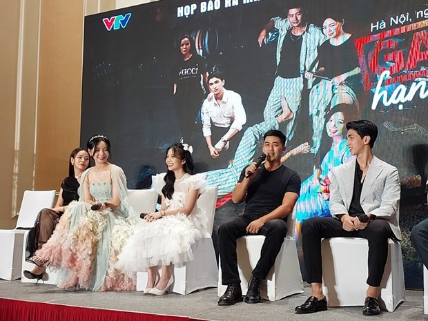 Bình Anh tiết lộ sốc, Quỳnh Kool ăn bún đậu mắm tôm trước khi diễn cảnh hôn - Ảnh 1