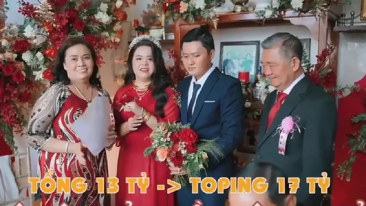  Mẹ vợ trao quà cưới 30 tỷ nhưng thái độ "không cảm xúc" của con rể là tâm điểm chú ý