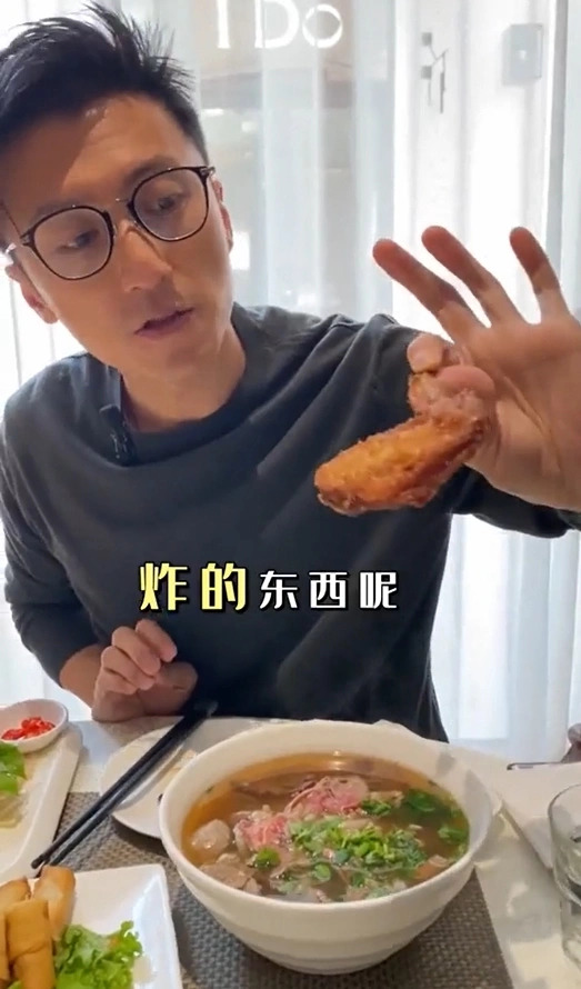 Tạ Đình Phong - Tài tử Hong Kong thích ăn phở, yêu thích ẩm thực Việt - Ảnh 2