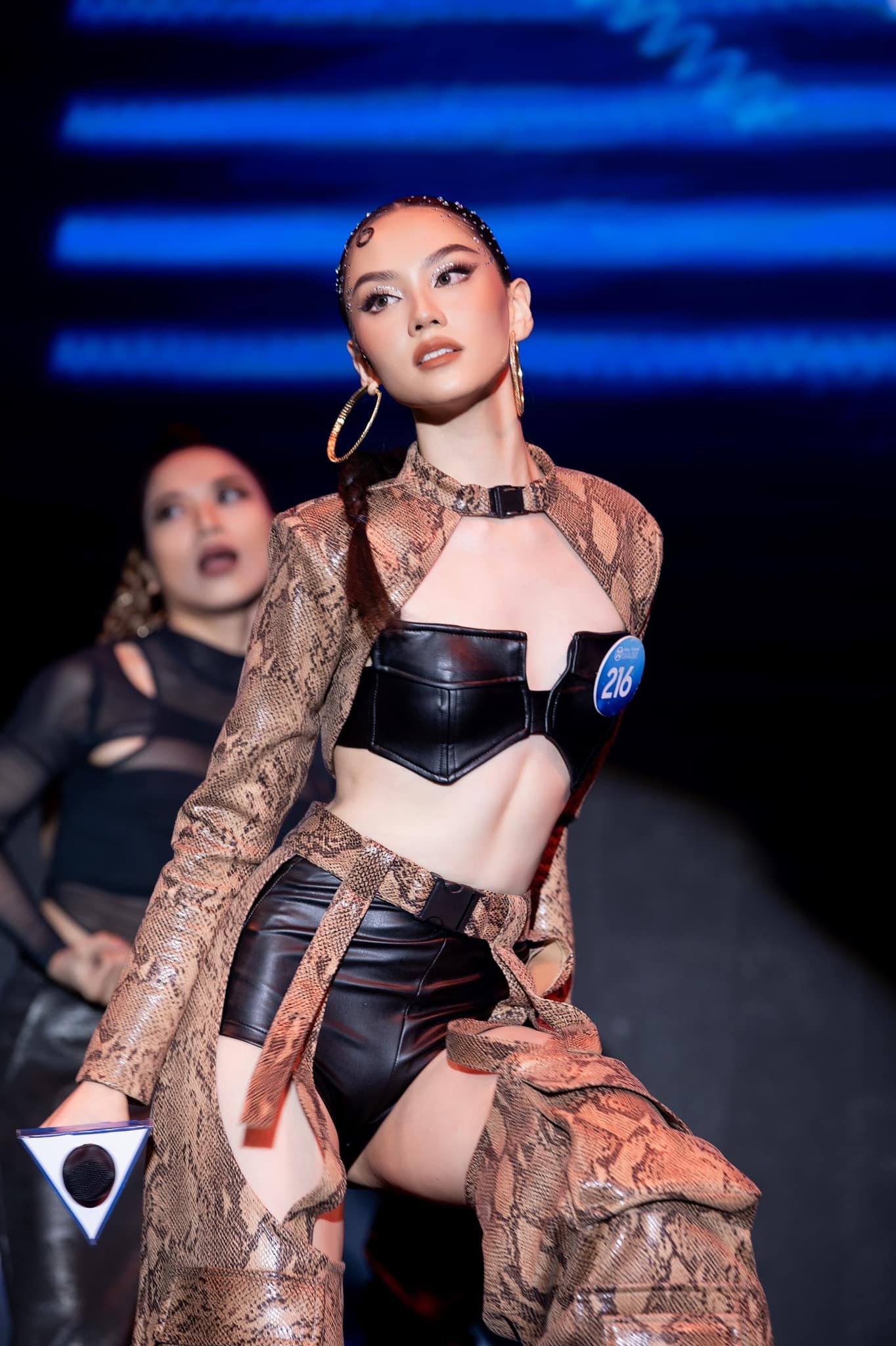 Nữ gia sư của con trai Lệ Quyên “lăm le” vương miện Miss World Vietnam 2022 - Ảnh 4