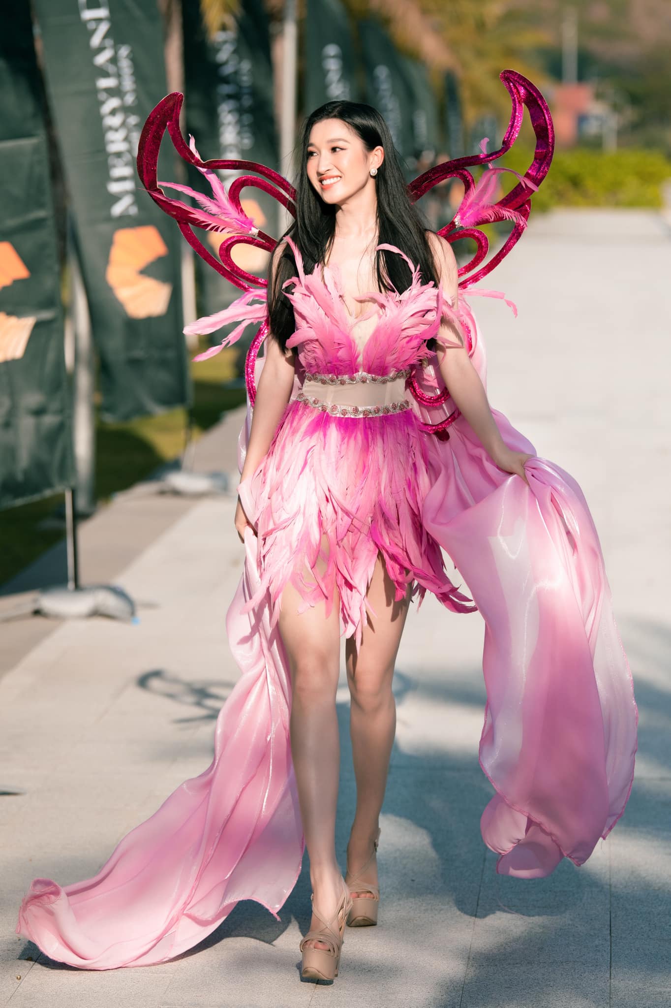 10 ứng viên “nặng ký” cho vương miện Miss World Vietnam 2022, Nam Em khó đăng quang- Ảnh 4