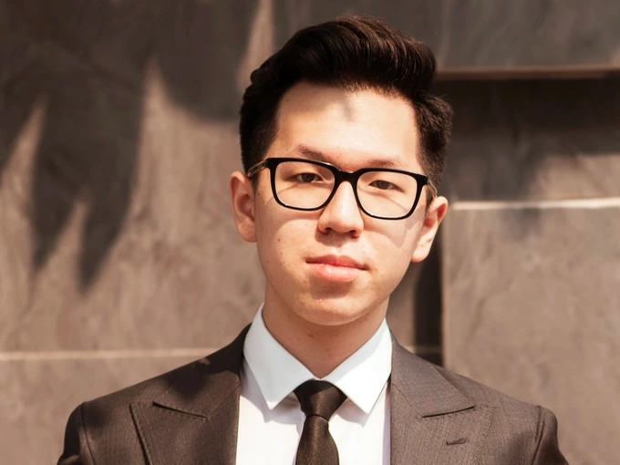 Nam sinh xứ Nghệ được 113 trường quốc tế mời học, tổng học bổng 100 tỷ đồng- Ảnh 1